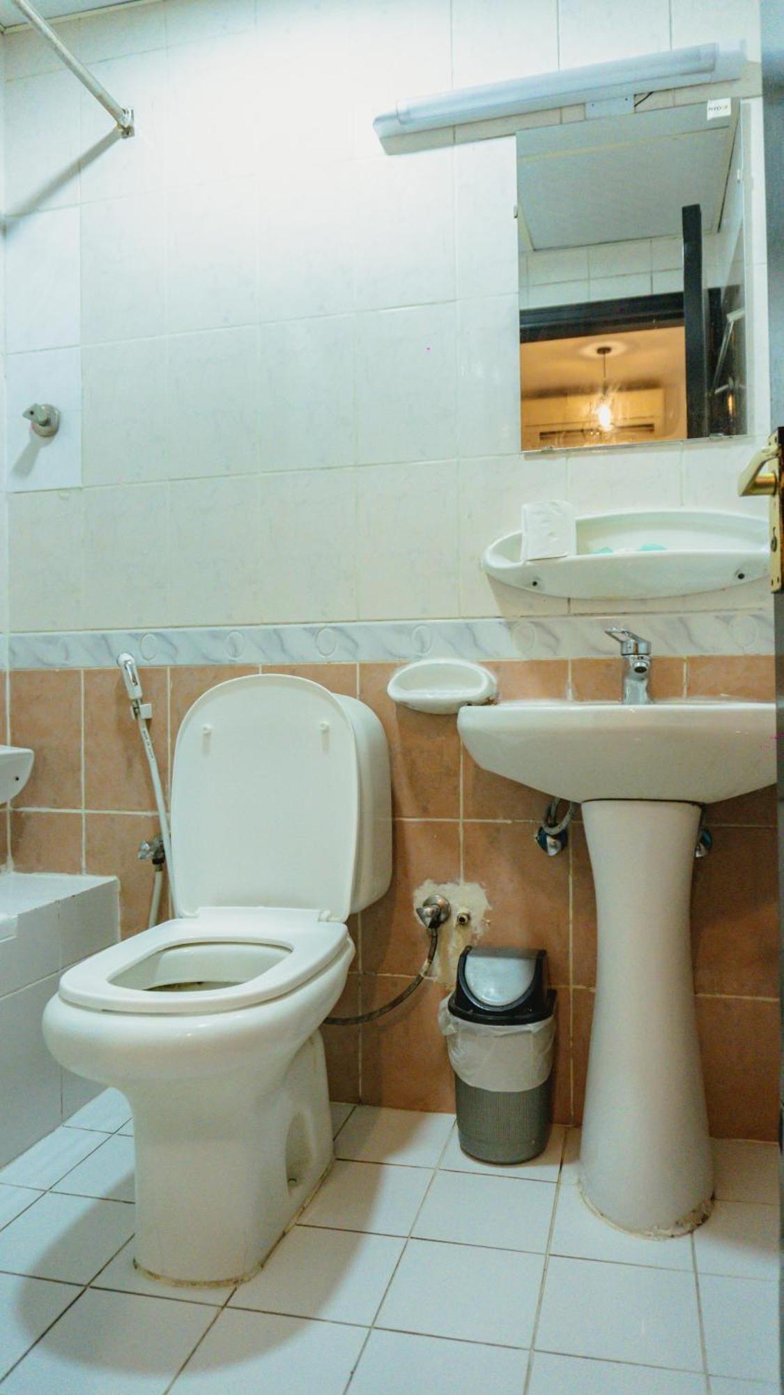 Pan Emirates Hotel Apartments Шарджа Экстерьер фото